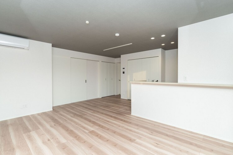 藤沢市辻堂５丁目の賃貸マンションの居間・リビング|使いやすいリビングになります♪