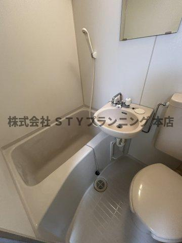 仲介手数料0円！プレズ志賀公園の浴室