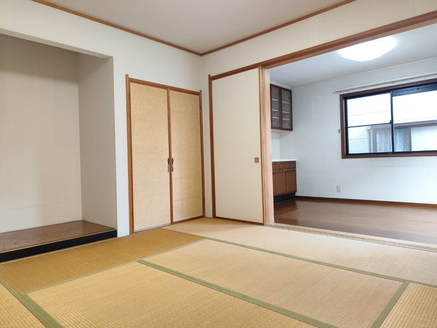 入間市久保稲荷3丁目（2世帯住宅）の和室|1階和室
