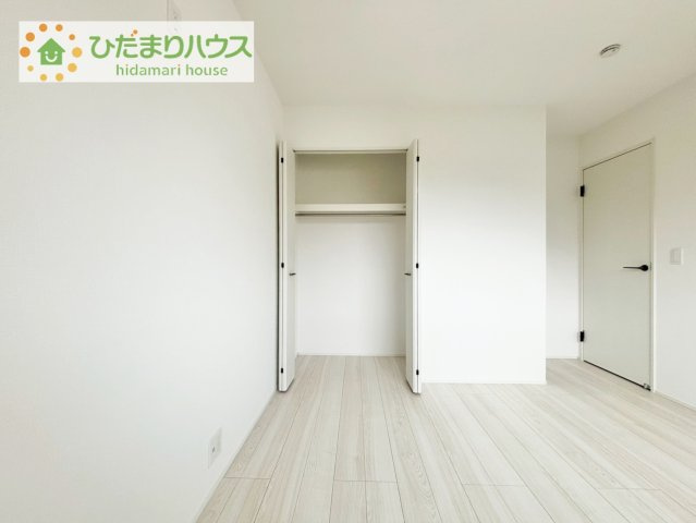 【収納】 | 牛久市神谷1丁目01期　新築戸建 | お洋服の多い女性に人気！収納力の高いクローゼット付き☆彡
