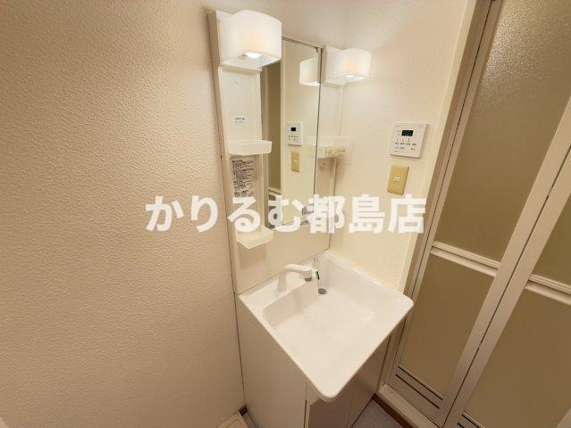 SWISS京橋の玄関