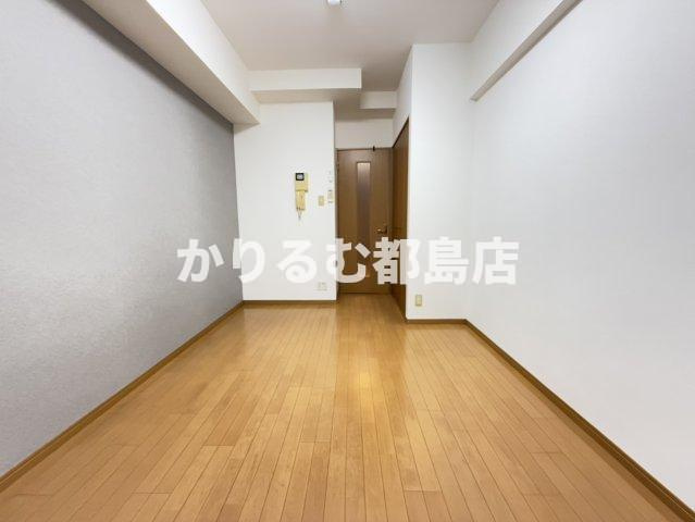 SWISS京橋の居間・リビング