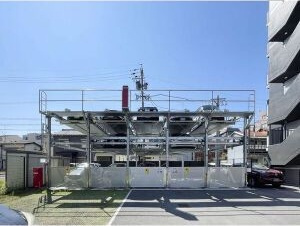 S-RESIDENCE堀田Northの駐車場