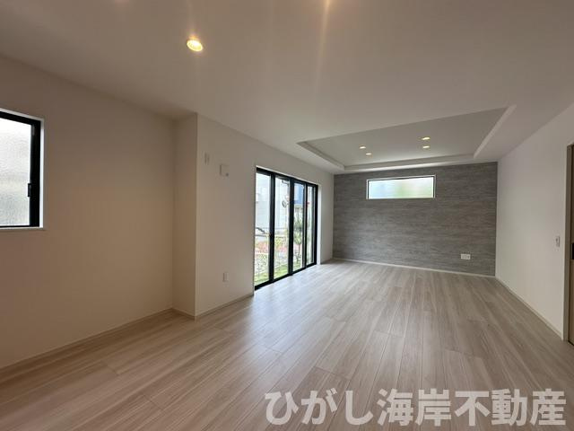 藤沢市鵠沼松が岡３丁目　　新築戸建　　全３棟の居間・リビング|20.5帖　LDK