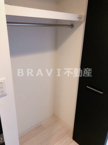 レシオス大阪城公園　BRAVI不動産の収納|【レシオス大阪城公園】たっぷりとした収納スペースです