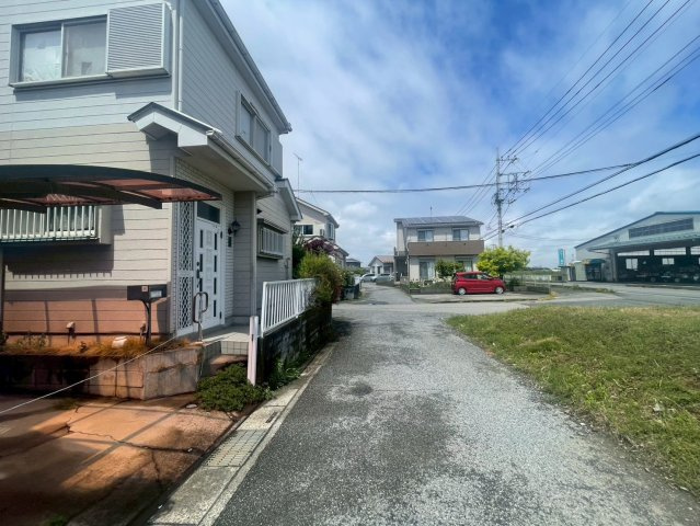 敷地面積35坪　売地　春日部市八丁目の前面道路含む現地写真|日当たり良好です♪
現地（2026年5月）撮影