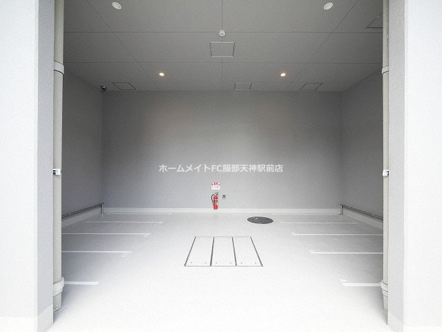 TOPAZ江坂の玄関