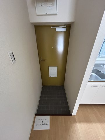 ベルク園田の玄関