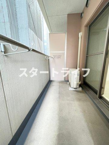 大阪市淀川区宮原４丁目の賃貸マンションのバルコニー