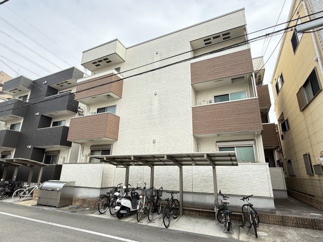 フジパレス遠里小野Ⅰ番館のエントランス