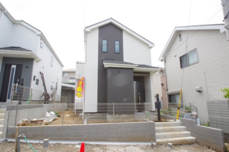 【外観】 | 【仲介手数料無料！！】町田市金井ヶ丘2丁目　新築戸建て（全3棟）A号棟　4590万円