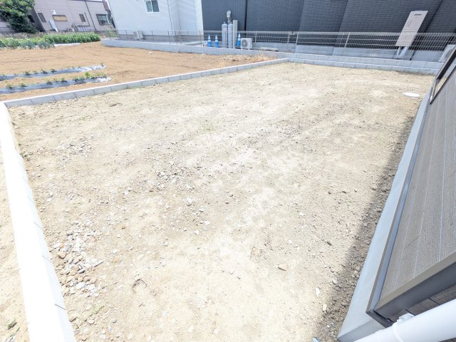 土浦市神立町　第8　新築戸建　3号棟の庭|日当たりや広さを現地で体感してください。理想のガーデニングや家庭菜園を始めてみませんか。