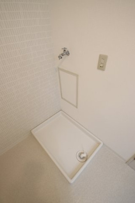 【設備】 | メゾンドール富田林 | 室内洗濯機置場