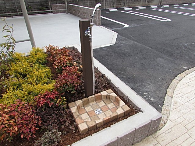 メゾンジョイ宝塚のエントランス|落ち着いたエントランスです