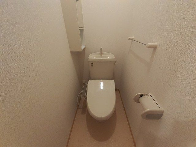サンハイツ北六甲壱番館のトイレ