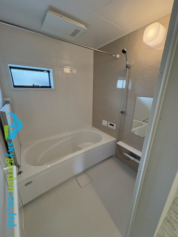 藤沢市本藤沢２丁目　新築戸建　全３棟3号棟の浴室|日々の疲れを癒すお風呂付です