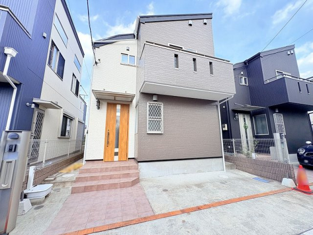 【外観】 | 練馬区西大泉4丁目　中古一戸建住宅　(保谷店) | 2026年7月にリフォーム完了。綺麗な室内に生まれ変わりました。(水回り：トイレ新品、洗面台新品　内装：クロス張替え、コンロ新品、室内クリーニング、クッションフロア張替え、白蟻点検、給湯器交換)