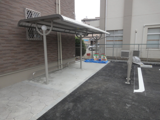 宝塚市山本丸橋２丁目のアパートのその他共用部分|駐輪場です