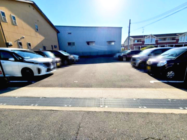 【駐車場】 | カーサ イナバ