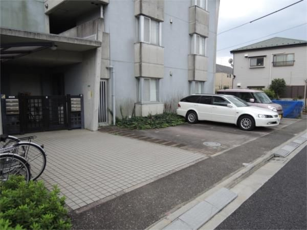 ガレリア大松の駐車場