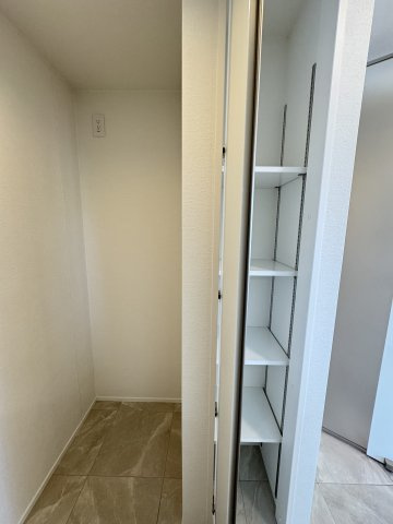 クレヴィア南麻布　14Fの収納
