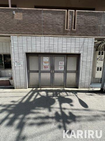 SWISS京橋の駐車場