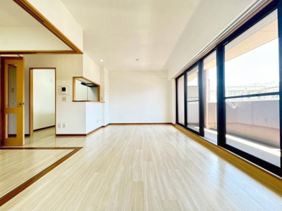 【居間・リビング】 | 桜塚マンション
