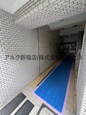 シルバープラザ新宿第2のエントランス