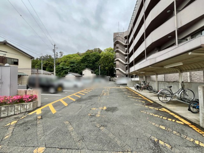【駐車場】 | ダイアパレス磐田 中古マンション | 駐車場の用意があります