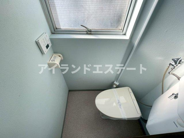 ザオーパークハイツ　ネット無料　敷金0　通風良好のトイレ