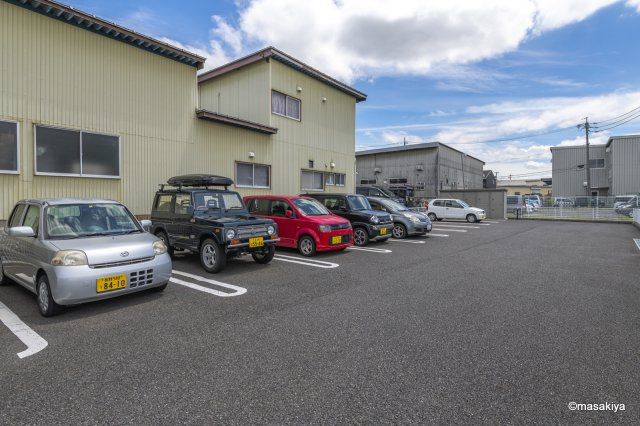 シャロル若里の駐車場|駐車場