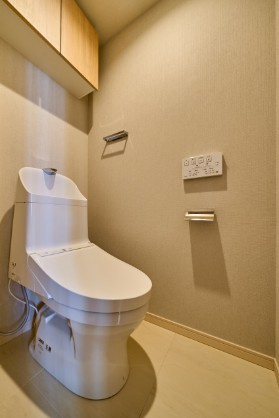 クオリア広尾のトイレ|クオリア広尾：ウォシュレット機能付きトイレです！