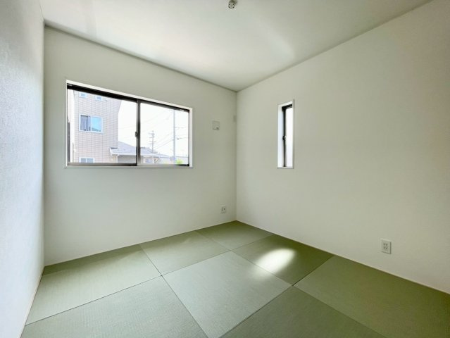 長野市三輪第９の和室|和室はリビングに隣接しているのでお子様のお昼寝や客間として最適です♪