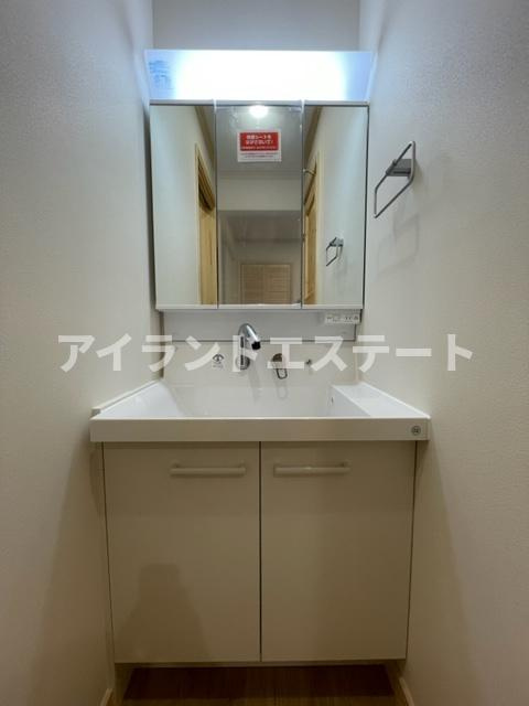 Lagom.sankencyaya　駅近　ペット相談　ハウスメーカー施工の洗面所