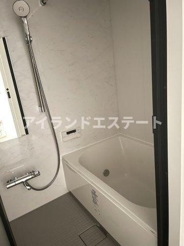 東が丘ガーデンズ　築浅　デザイナーズ　オートロックの浴室