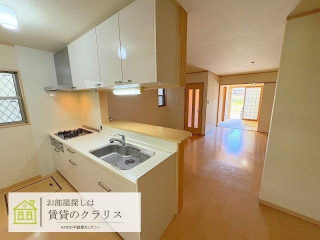 桂木ノ下町戸建の居間・リビング