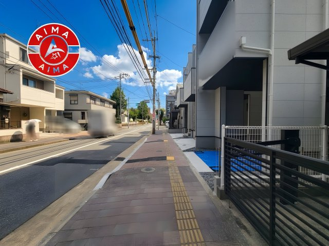 大野城市曙町3丁目第1-3棟（1号棟）の外観|前面道路含む現地の写真です。