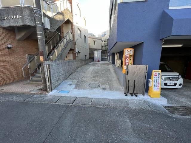 EAST BLUE MIYAMAE倉庫