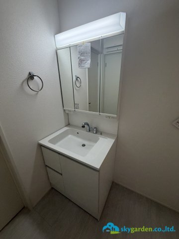 平塚市御殿1丁目16期　新築戸建　全3棟3号棟の独立洗面台