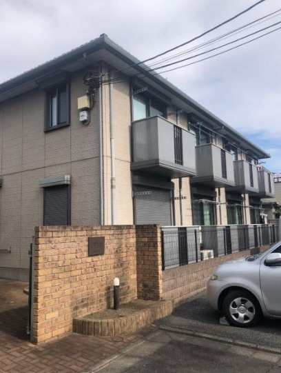 府中市本宿町３丁目のアパートの外観