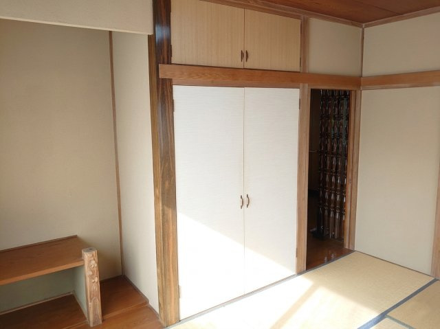 愛川町中津　土地65坪中古戸建　浴室交換履歴ありの和室|残地家具を消しています