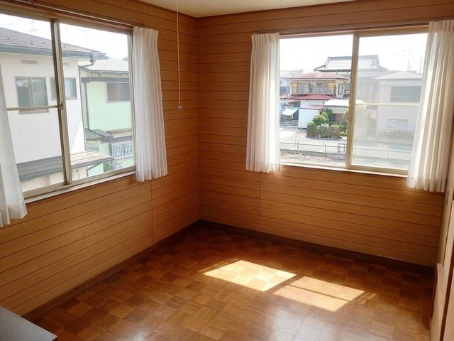 愛川町中津　土地65坪中古戸建　浴室交換履歴ありの洋室|残地家具を消しています