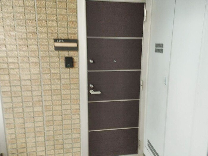 アベニュー本駒込の玄関