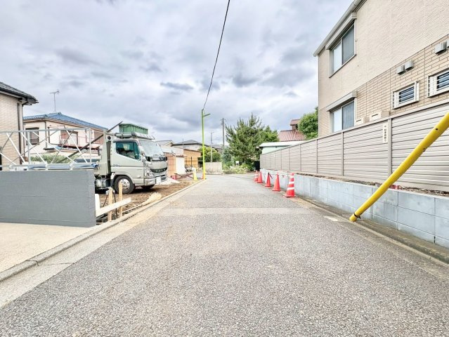 世田谷区桜上水2丁目　新築戸建の前面道路含む現地写真|2026.06.05撮影

現地ご見学希望・資料請求などお気軽にお問い合わせ下さい！
03-5990-5201