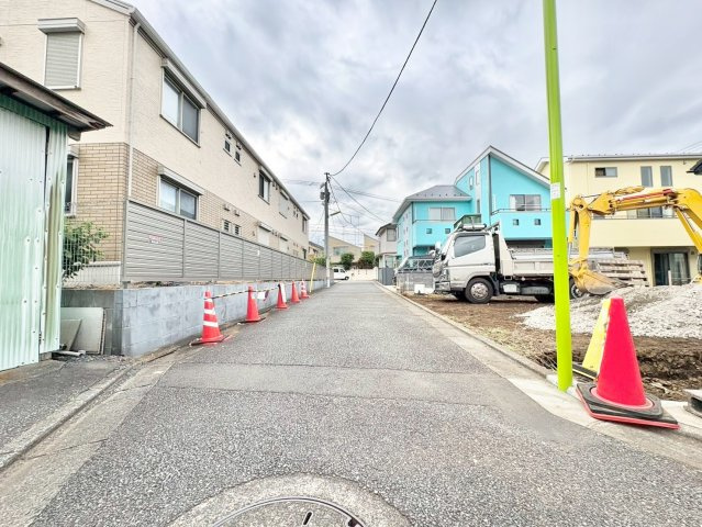 世田谷区桜上水2丁目　新築戸建の前面道路含む現地写真|2026.06.05撮影

現地ご見学希望・資料請求などお気軽にお問い合わせ下さい！
03-5990-5201
