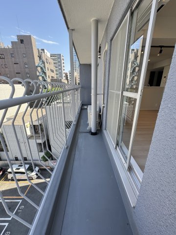 チサンマンション南麻布 6Fのバルコニー