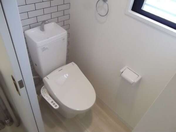 E-HOUSEのトイレ