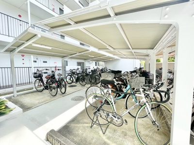 【駐輪場】 | OTCパークハイツ | 物件を比較検討したいお客様には、「物件比較見学プラン」をご用意しております。こちらの物件だけでなく、お客様の希望に沿った物件を、いくつかまとめてご案内させて頂きます。