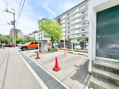 【駐車場】 | OTCパークハイツ | サイトに掲載されていない箇所の写真、撮影してお届けさせて頂きます！気になる物件で、見たい部分の画像が無い場合は、弊社スタッフまでご連絡下さいませ。お客様の気になる箇所を、カメラにて撮影して参ります！