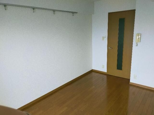 【寝室】